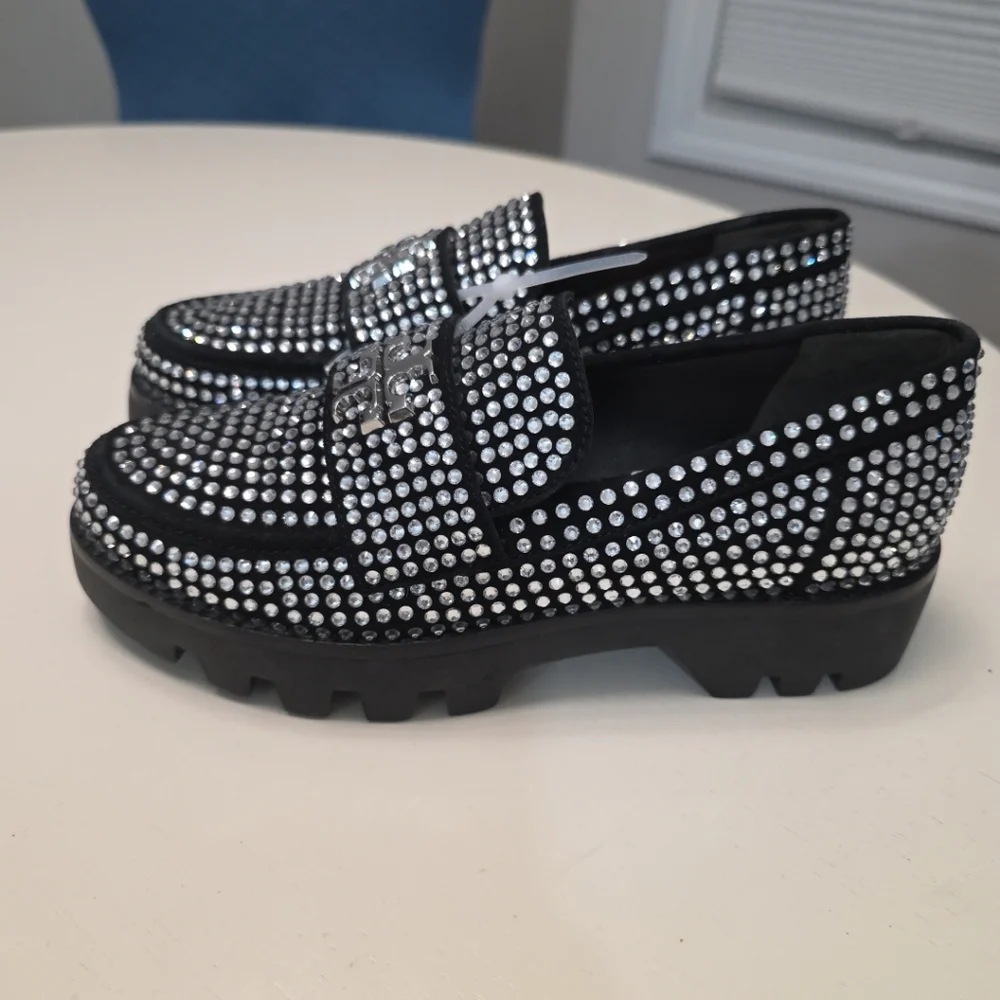 Tory Burch Crystal Lug sole loafers in Perfect black Size 5.5